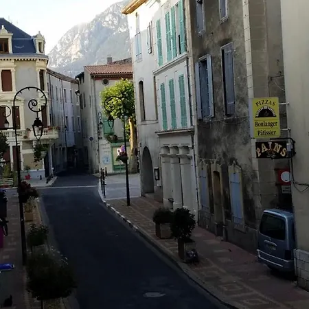 Riverside House Quillan