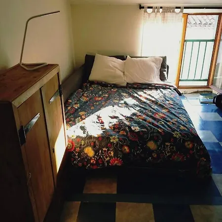 Riverside House * Quillan